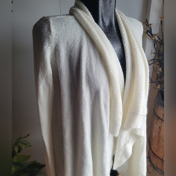 Abercrombie & Fitch White Waterfall Cardigan L - Picture 3 of 7
